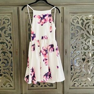 Fancyinn white pink purple floral dress S
